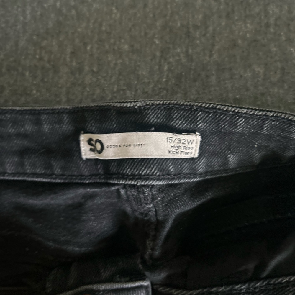 So Black Straight Leg Ripped Jeans - Picture 4 of 4